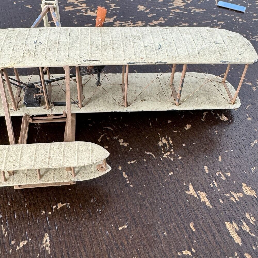 Vintage Wright Brothers Kitty Hawk Scale Die Cast Metal Airplane 7” Wingspan - Picture 6 of 9